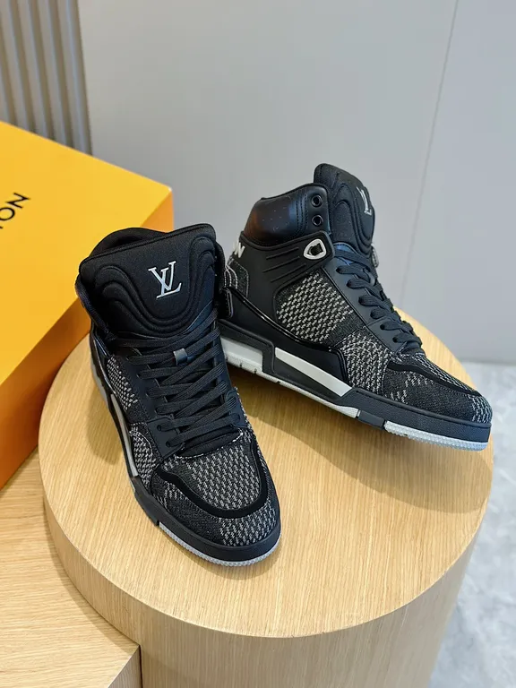 Louis Vuitton Shoe 